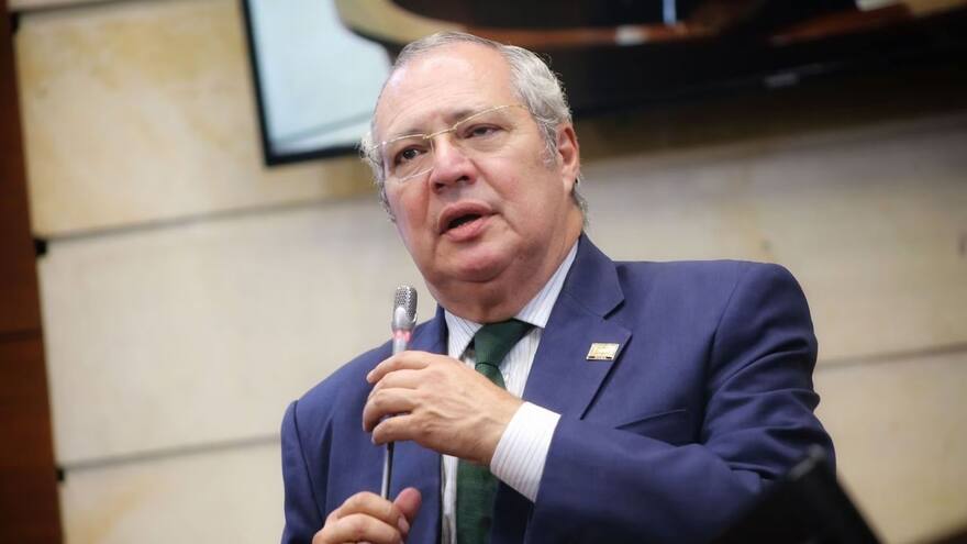 Presidente del Congreso se pronuncia sobre conflicto en Israel y Palestina