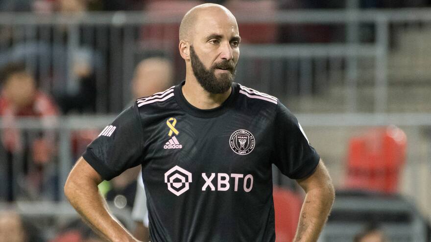 Gonzalo Higuaín anuncia su retiro del fútbol