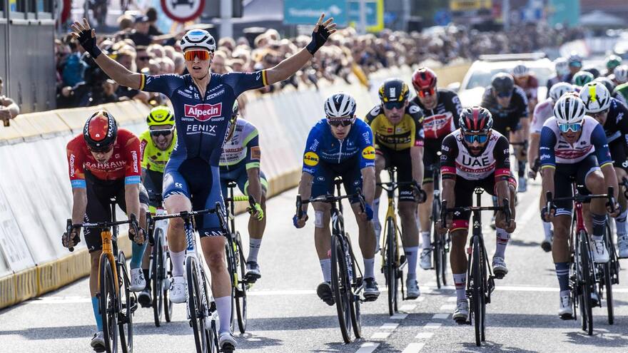 Tim Merlier consigue su segunda victoria de etapa del Tour del Benelux