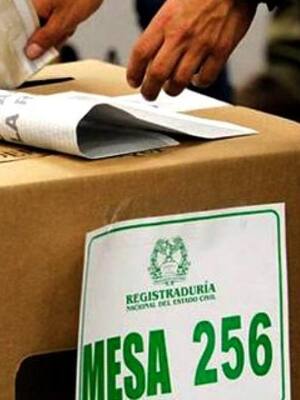 Apenas democráticos | Columna de Fernando Giraldo