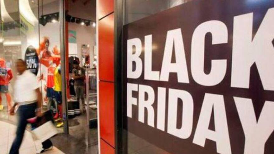 Defensoría alerta por riesgos en entornos digitales durante el Black Friday