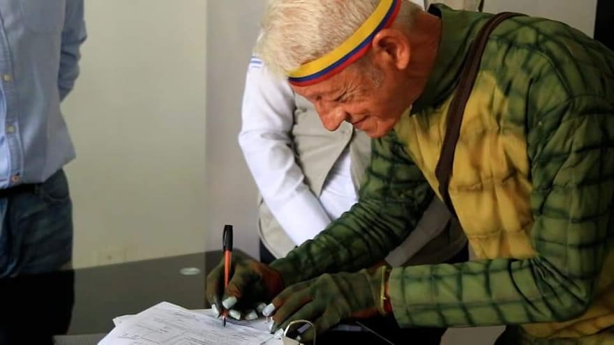 Pensión vitalicia para Edgar Romano, quien personifica al ‘Hombre Caimán’