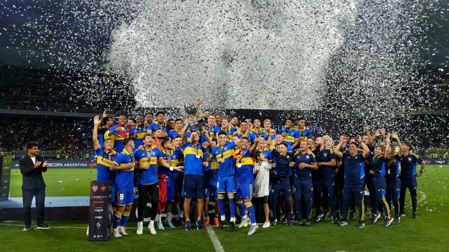 Con un triplete de Benedetto, Boca conquista la Supercopa argentina