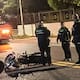 Motociclista intentó adelantar un vehículo y acabó siendo arrollado por un camión en la Vía Oriental