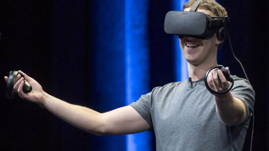 Mark Zuckerberg muestra el avance de sus visores de realidad virtual