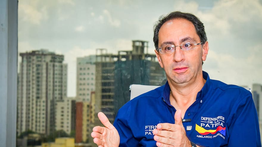 “El Gobierno es profundamente irresponsable y pone en entredicho la democracia de Colombia”: José Manuel Restrepo