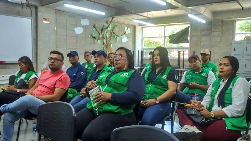 Capacitan a grupos de pedagogía y convivencia de la ADI