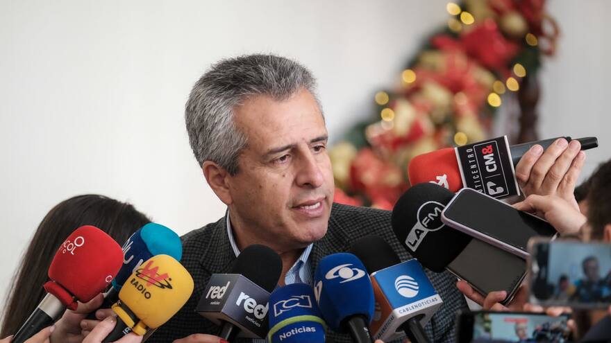 El presidente tiene que decir las cosas sin miel: mininterior tras cónclave