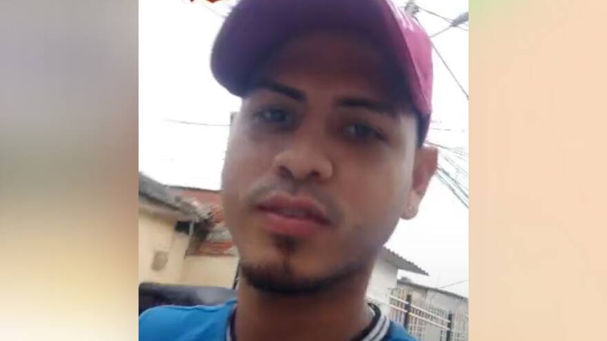 Autoridades identifican a hombre torturado y que tenía cartel en el pecho