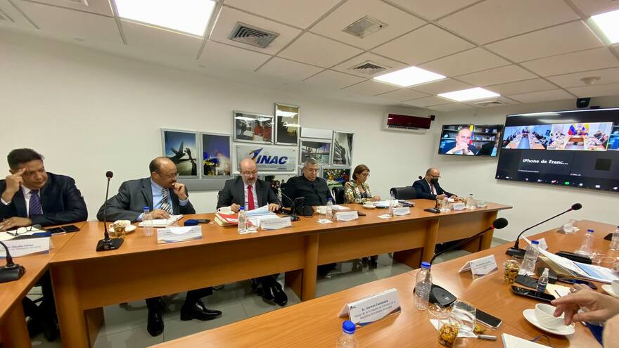 Los vuelos entre Venezuela y Colombia se reactivarán el 26 de septiembre