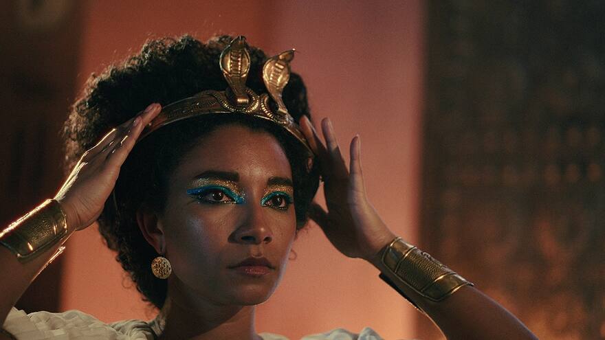 Netflix vuelve a crear polémica por serie de Cleopatra, producida por la esposa de Will Smith, Jada Pinkett Smith