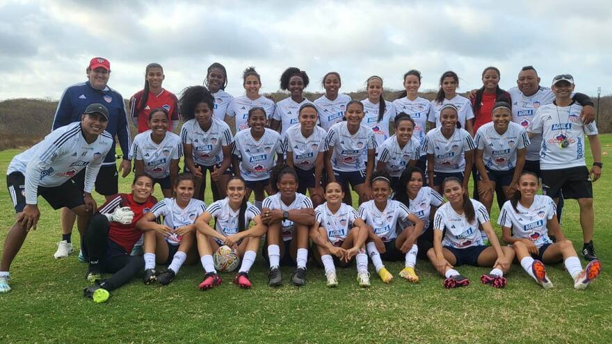 Las Tiburonas, más costeñas y austeras que nunca