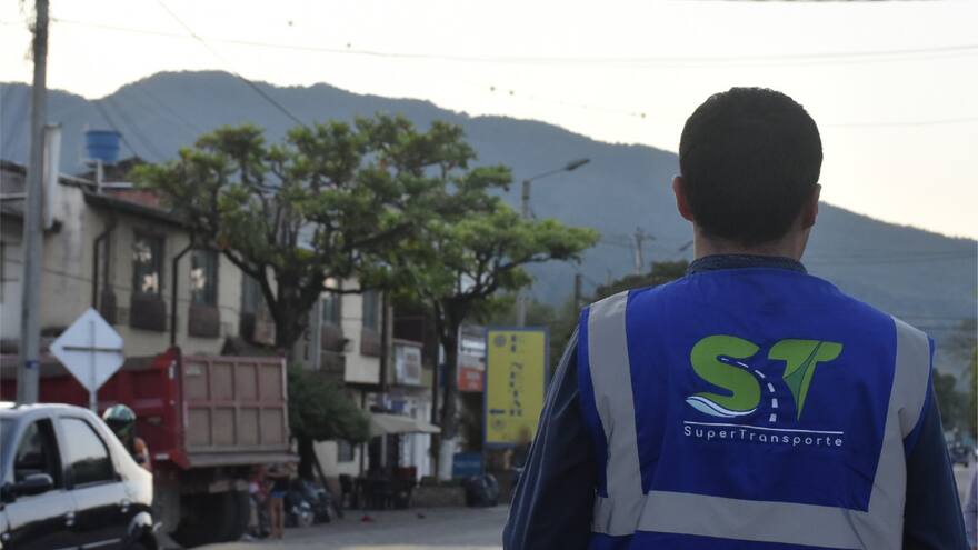 Supertransporte multa a Allianz por obstaculizar investigación a Uber