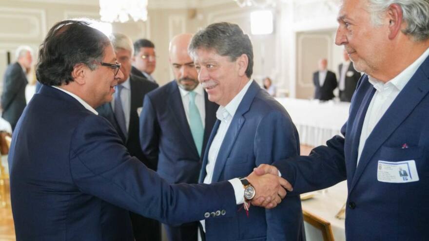 Bajo crecimiento sin señales de reactivación, entre los lunares del ejecutivo con la economía