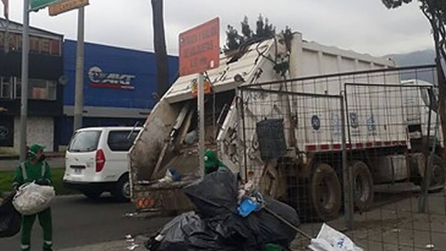 'Superamos la emergencia de las basuras': secretario del Hábitat de Bogotá