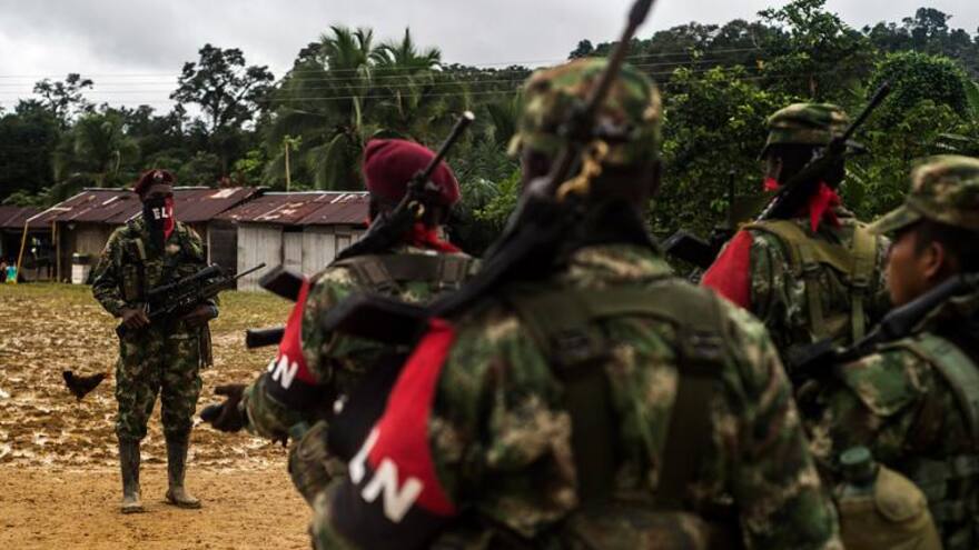 'Al Eln le digo: yo me cambio por mi hija y mis nietos': padre de sargento