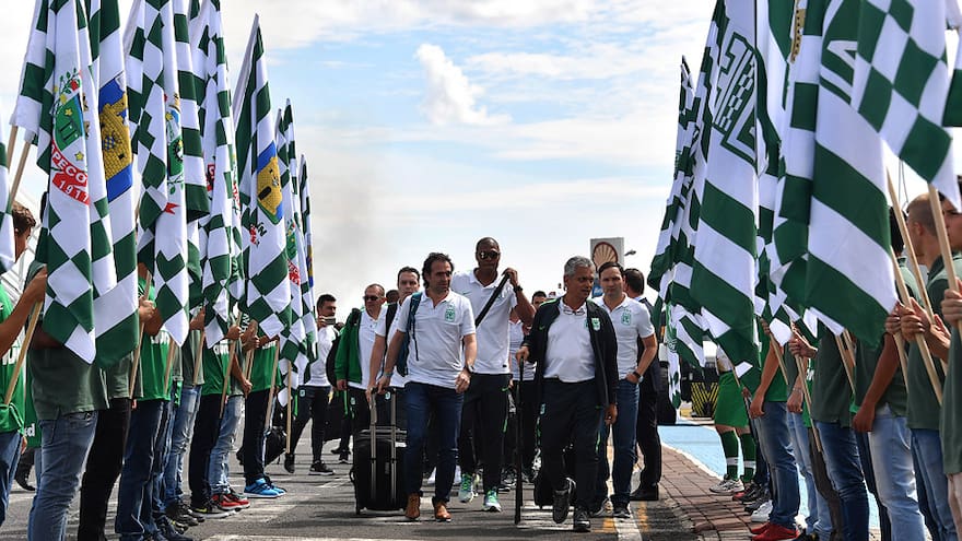 Calle de honor del Chapecoense para recibir a sus 'hermanos' del Nacional
