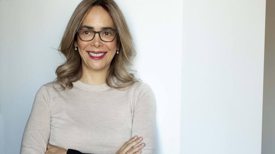 Gina también lo hizo en una obra íntima