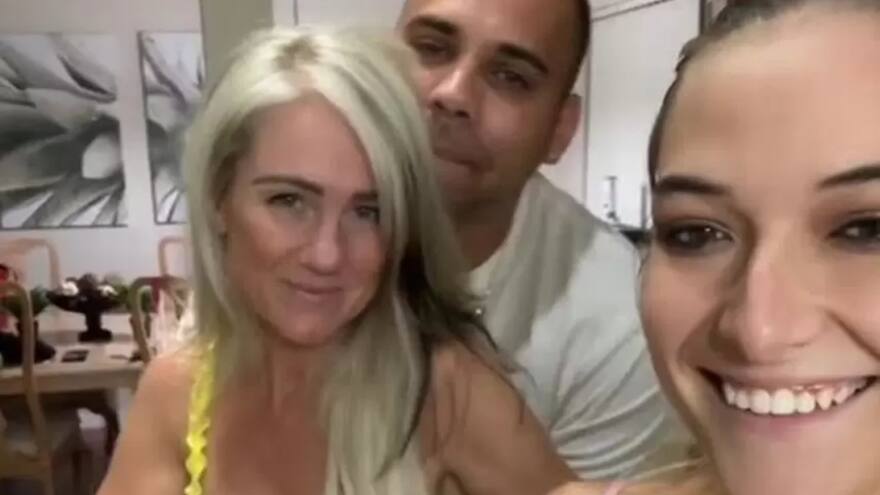 Video: Mujer asegura que comparte su esposo con su mamá y su hermana