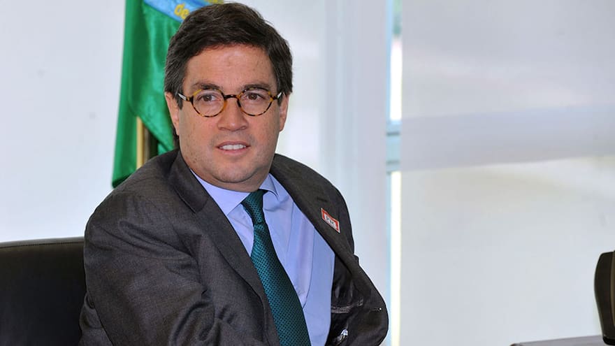 Luis Alberto Moreno acepta abogar por recuperación de los Panamericanos 2027