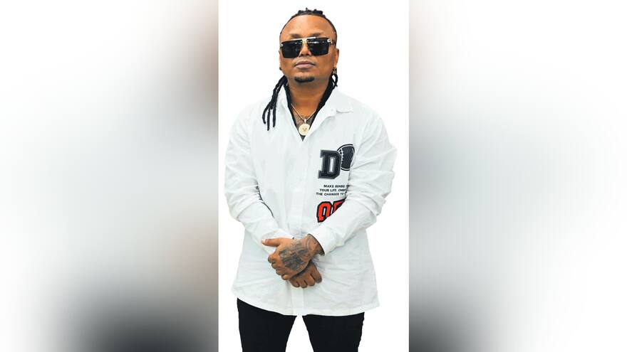 Mr. Black y Keyvin C invitan a ‘Vivir tu vida’