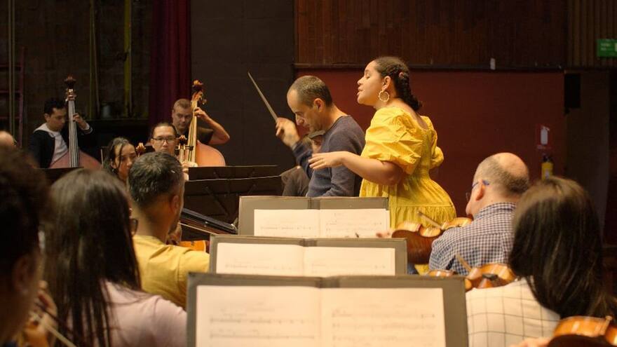 Lido Pimenta ahora cantará acompañada de la Filarmónica de Medellín