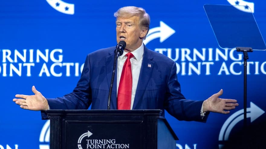 Trump confirma que está siendo investigado por el asalto al Capitolio