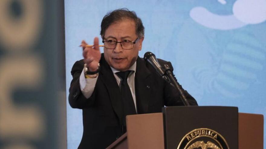 Crisis en Ecuador tiene que ver con una política antidrogas equivocada: Petro