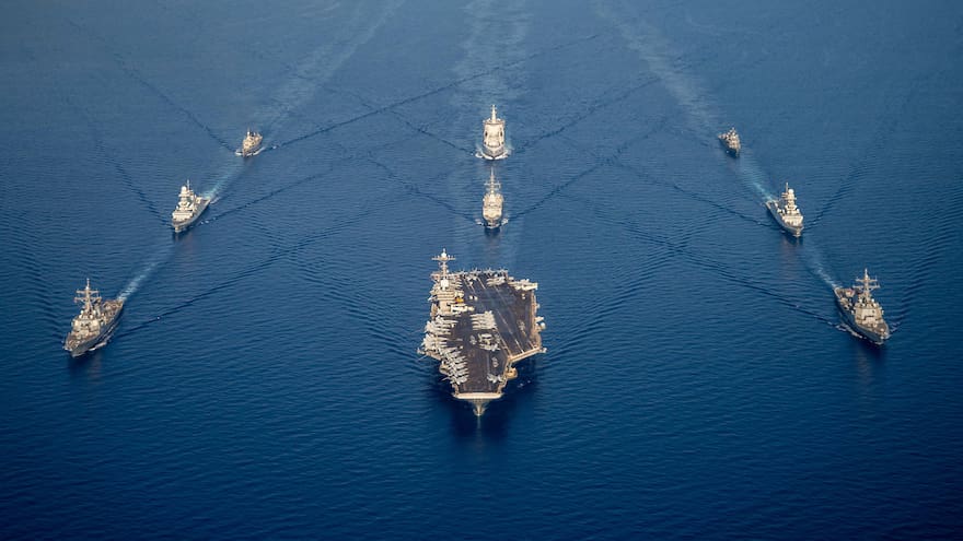 Barcos de guerra de EE. UU. llegarían a costas venezolanas: Maduro ordena el despliegue de 4,5 millones de milicianos