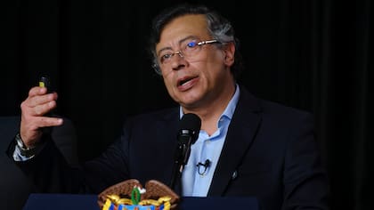 Presidente Petro pidió perdón en alocución a madres de menores de edad muertos en bombardeos