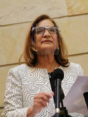 Procuradora con “A”