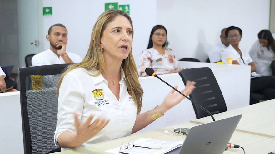 La situación económica de Unibac es insostenible: rectora de la institución