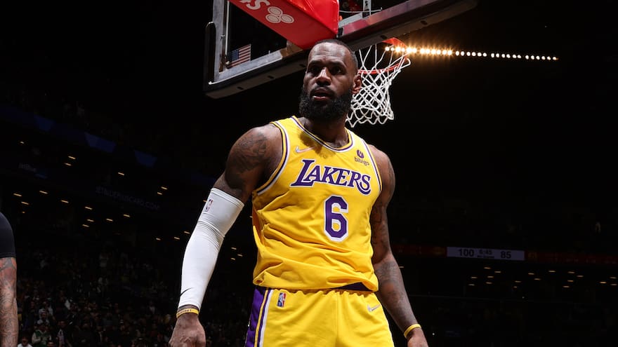 LeBron James, con 40 años, titular por vigésima primera vez en el All-Star de la NBA