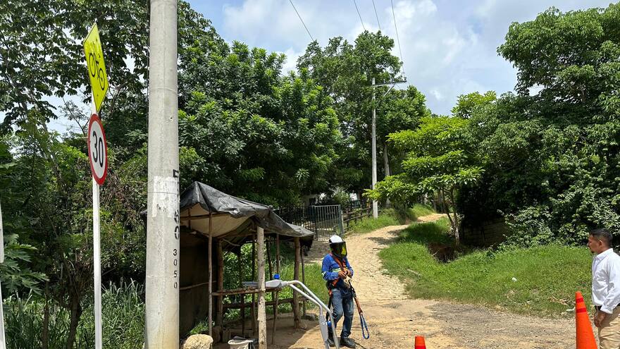 Continúa la instalación de nuevo alumbrado público en Galapa