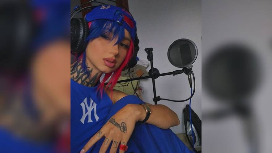 La cantante de ‘Relocos, papi relocos’, firmó contrato con una disquera