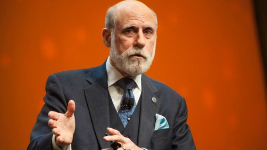 'Colombia debe seguir invirtiendo en conectividad, pero es clave que intervengan las personas': Vint Cerf
