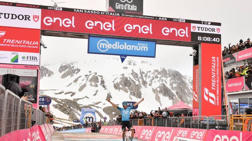 Davide Bais conquistó la primera gran subida del Giro de Italia